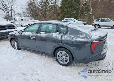 2025 Kia K4 Lx из США, поврежденный, VIN 3KPFT4DE6SE166001